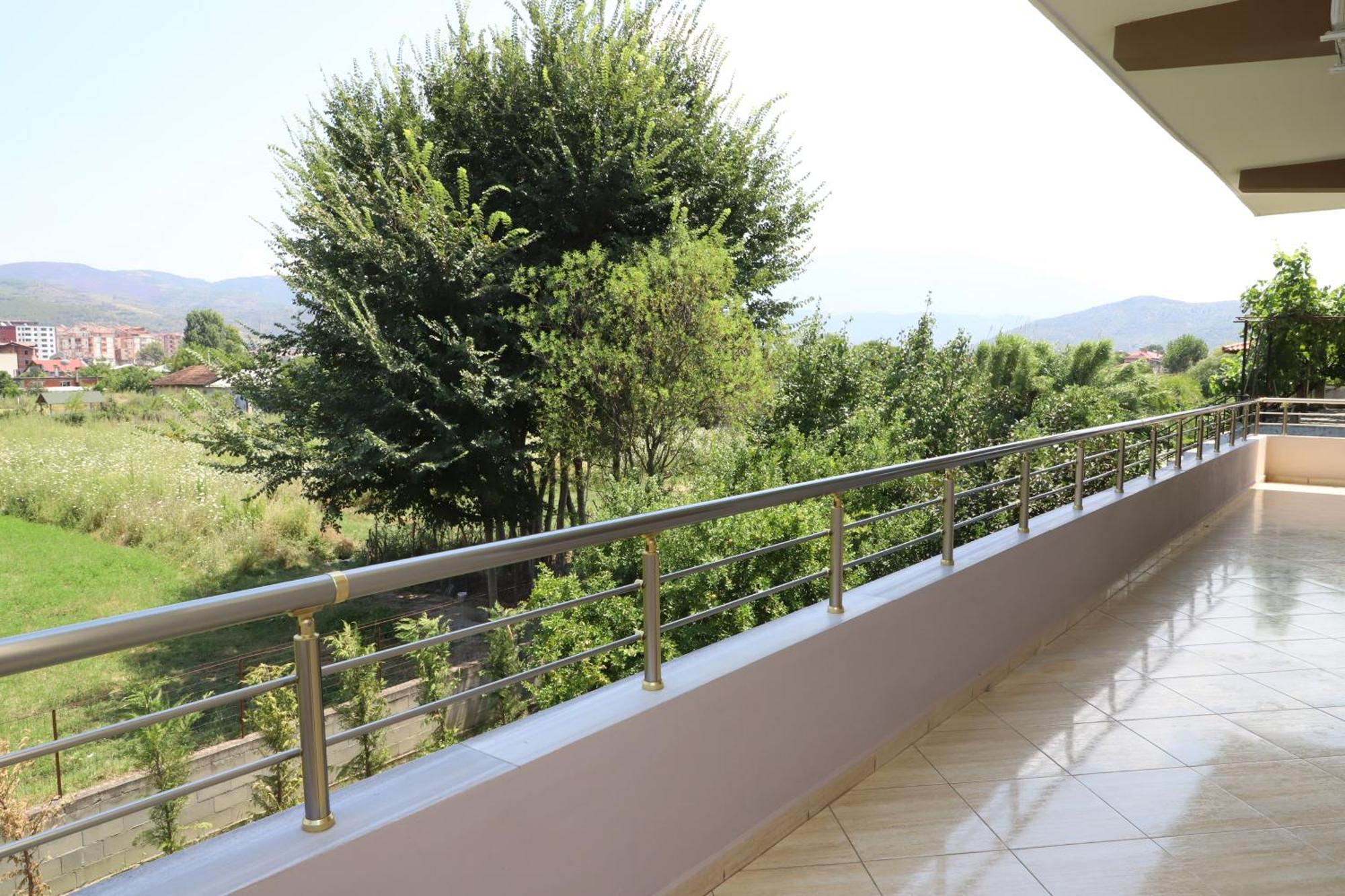 Villa Fjorentin Berat Exteriör bild